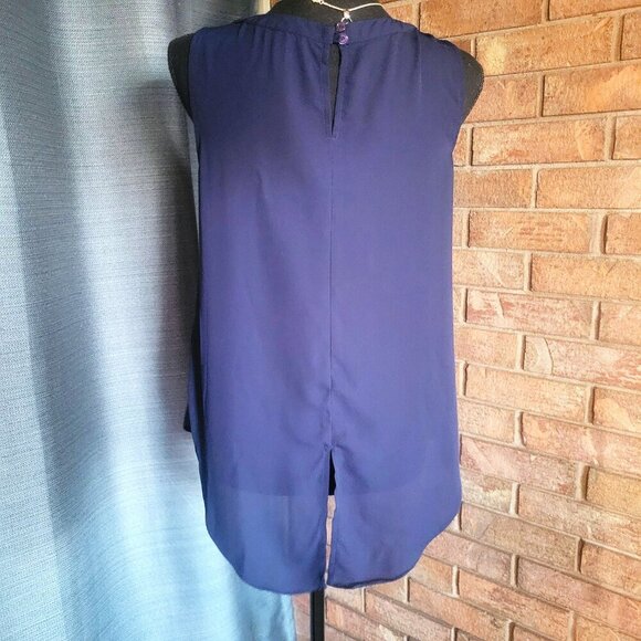 Sami & Jo Women's Sleeveless Blouse in Navy Keyhole Neckline - Size S - Picture 8 of 10